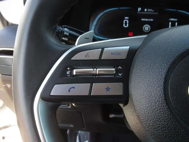 Used 2025 White Hyundai XRT image 26