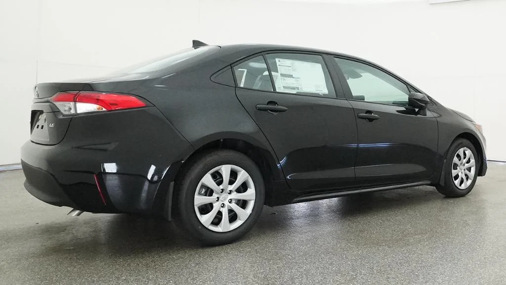 New 2026 Midnight Black Metallic Toyota LE image 14
