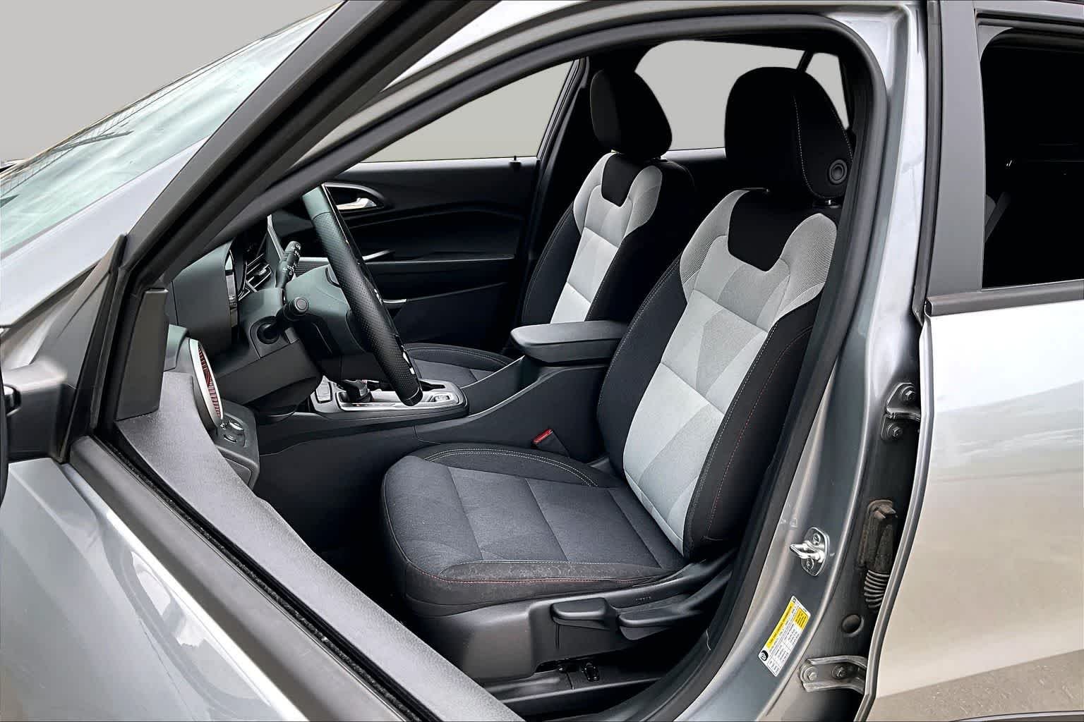 Used 2024 Sterling Gray Metallic Chevrolet 1RS image 7