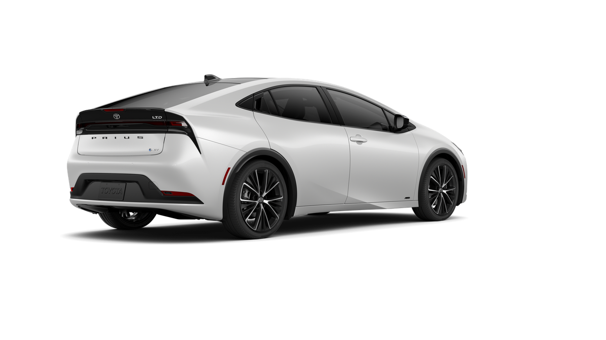 New 2027 Wind Chill Pearl Toyota Limited AWD image 10