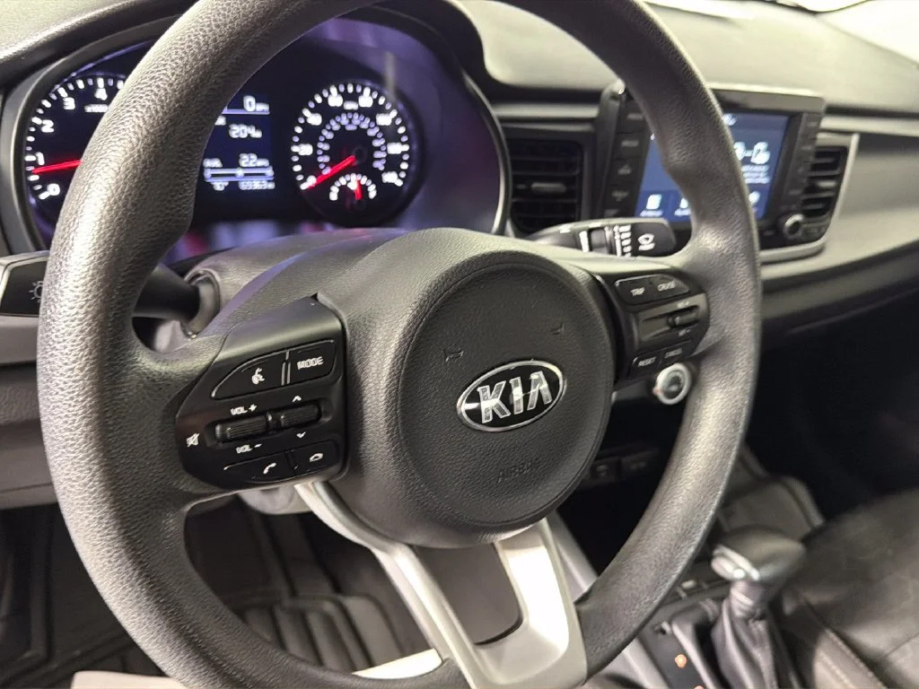 2020 Kia RIO S - Photo 21