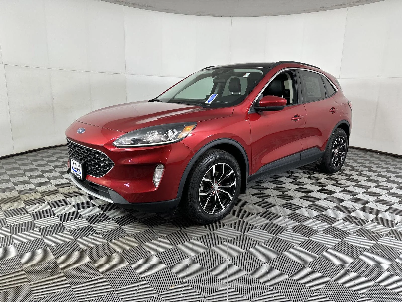 Used 2022 Rapid Red Metallic Tinted Clearcoat Ford SEL image 4