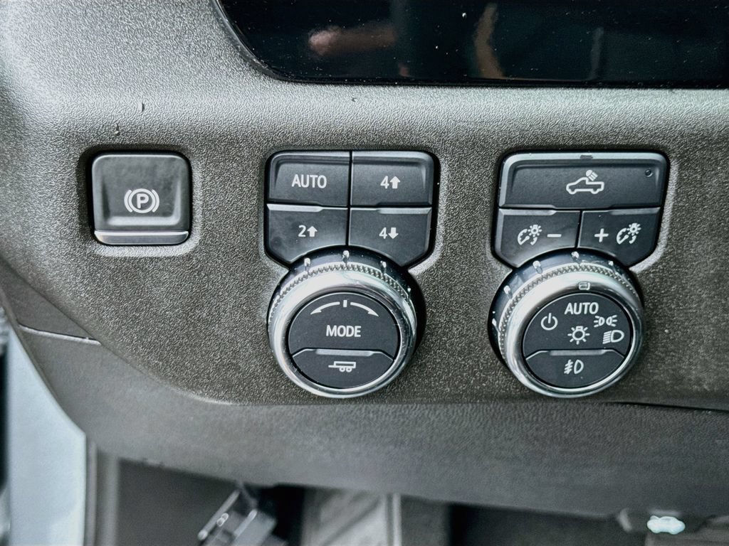 2025 GMC Sierra 1500 Elevation - Photo 10