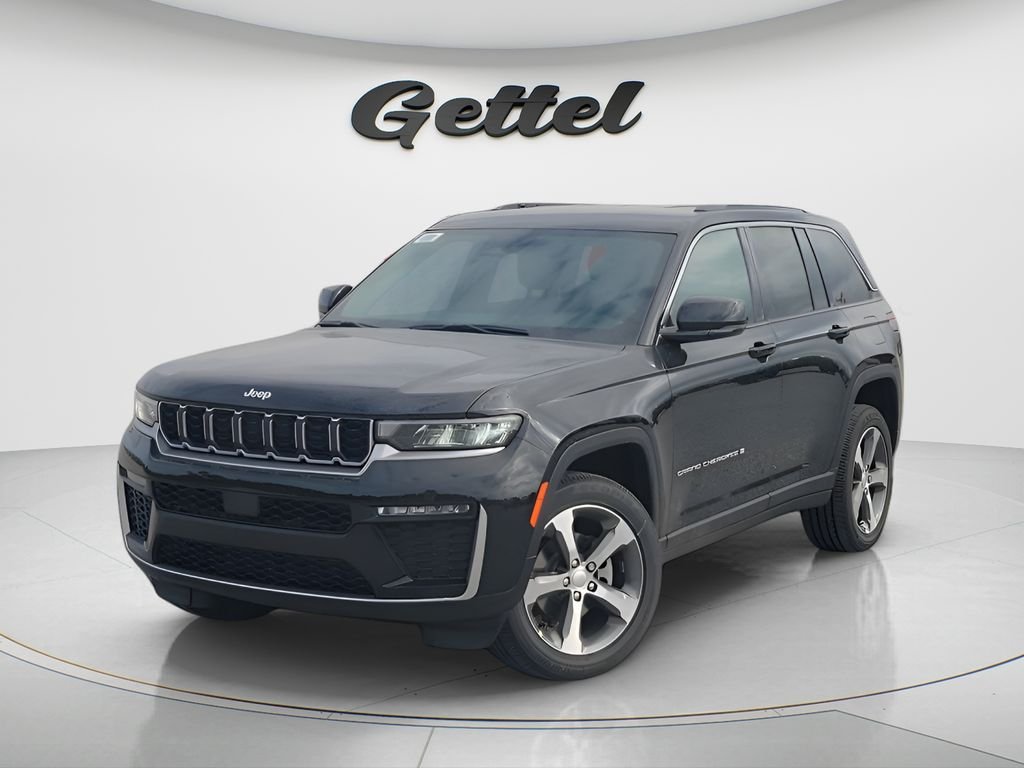 New 2026 Diamond Black Crystal Pearl-Coat Exterior Paint Jeep Limited image 1