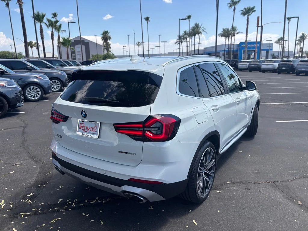 Used 2023 White BMW sDrive30i image 20