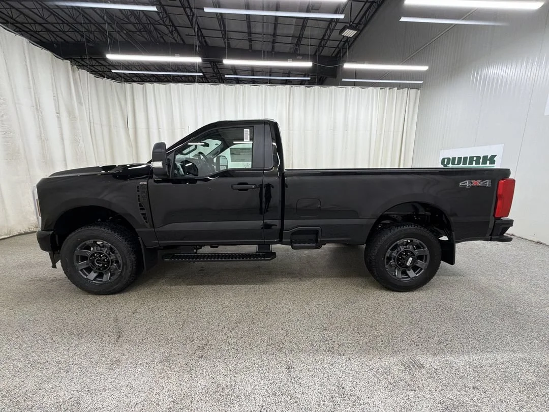 New 2027 Agate Black Metallic Ford F-350® XL image 6