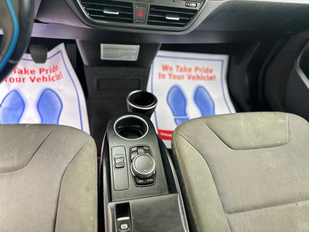 2016 BMW i3 - Photo 22