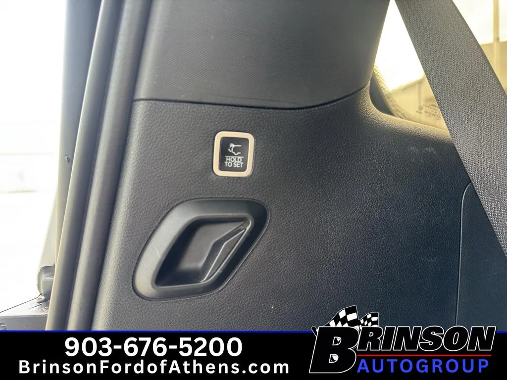 Used 2022 Bright White Clearcoat Jeep Series III image 11