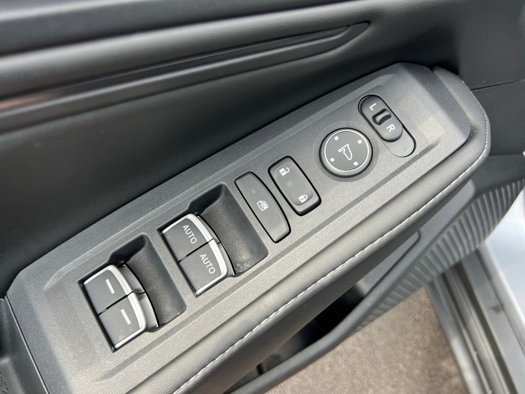Used 2023 Silver Honda Sport image 12