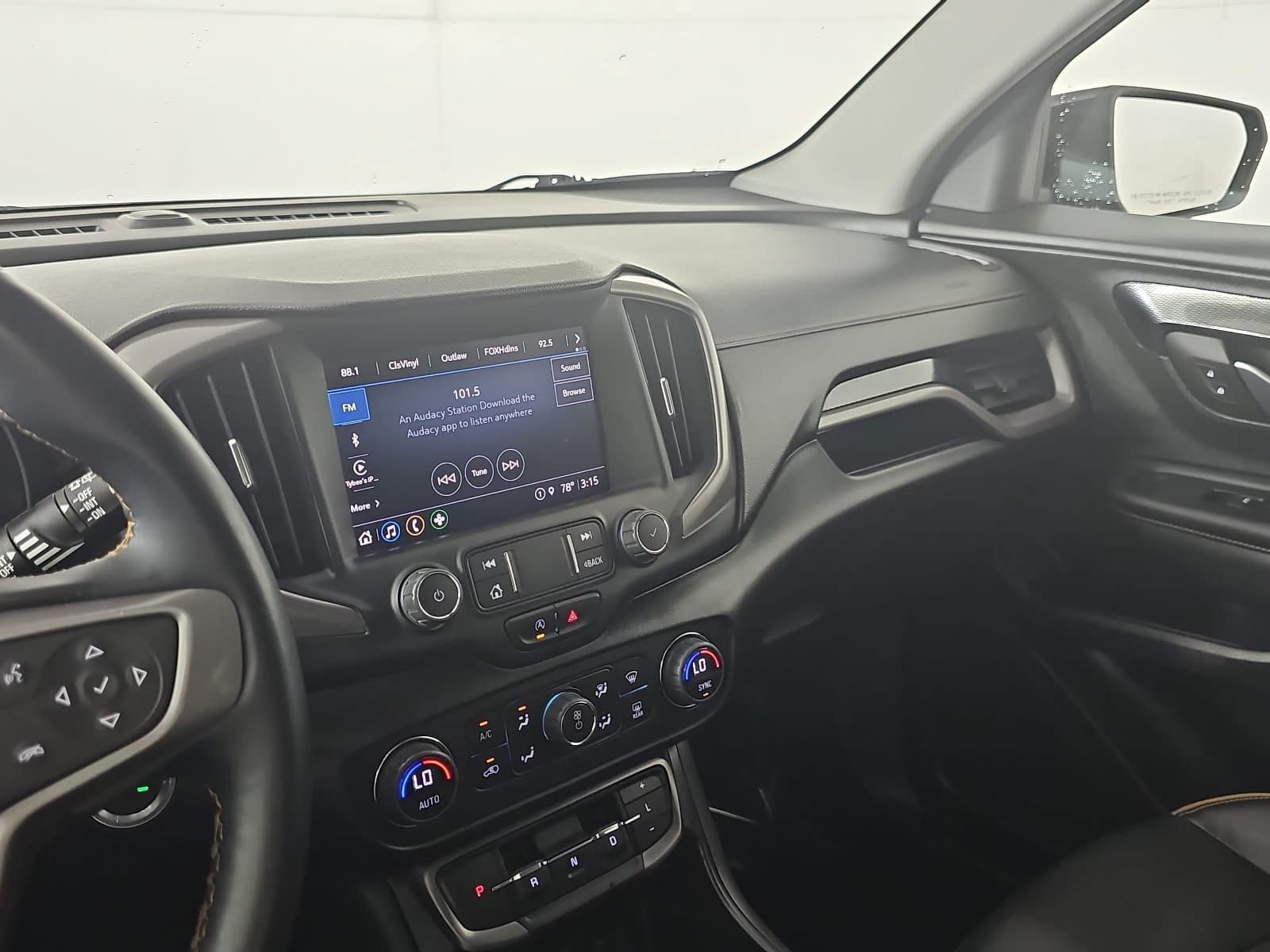 Used 2023 Silver GMC AT4 image 20