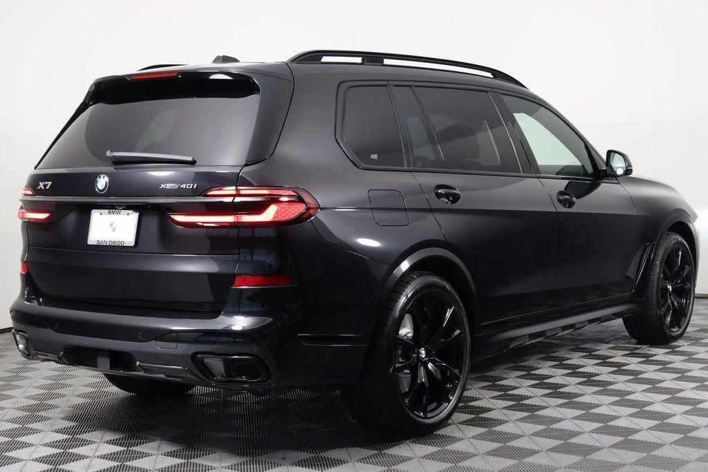 New 2027 Black Sapphire Metallic BMW xDrive40i image 2