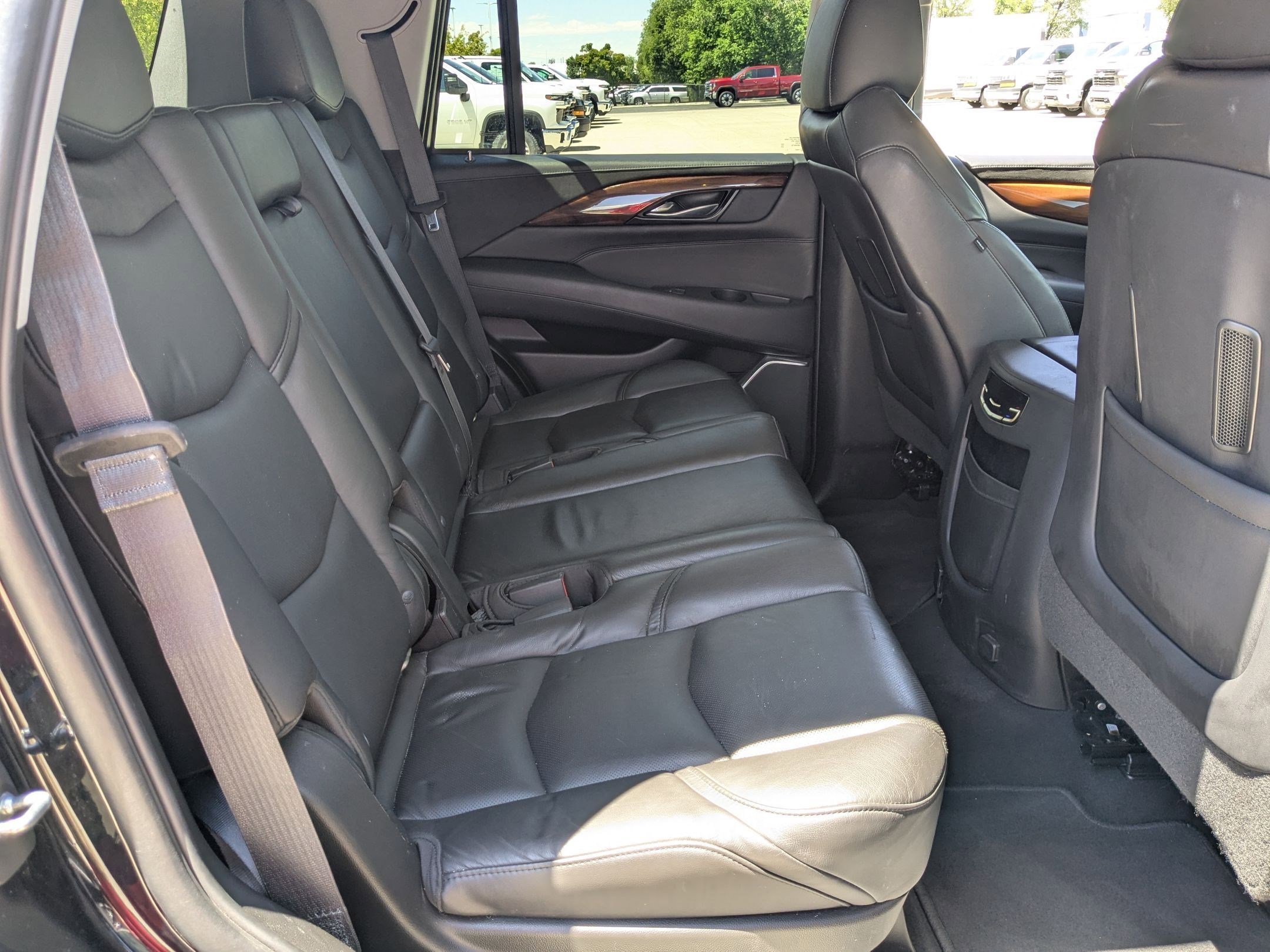 Certified Used 2019 BLACK RAVEN Cadillac Luxury image 28