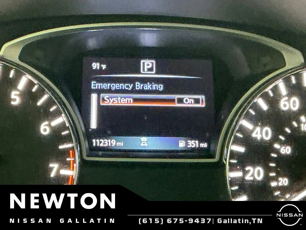Used 2019 Pearl White Nissan Platinum image 37