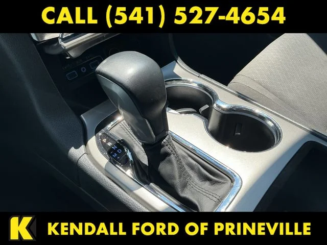 Used 2019 Bright White Clearcoat Jeep Laredo image 18
