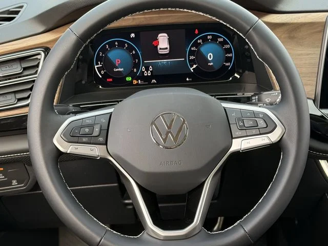 New 2026 White Volkswagen 2.0T SE w/Technology image 9