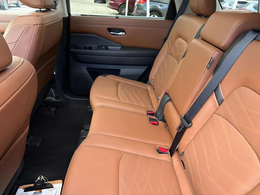 2024 Nissan Pathfinder Platinum - Photo 36