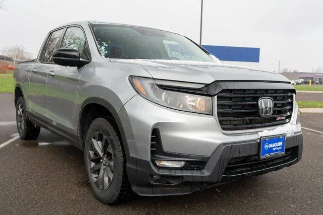 Used 2023 Gray Honda Sport image 4