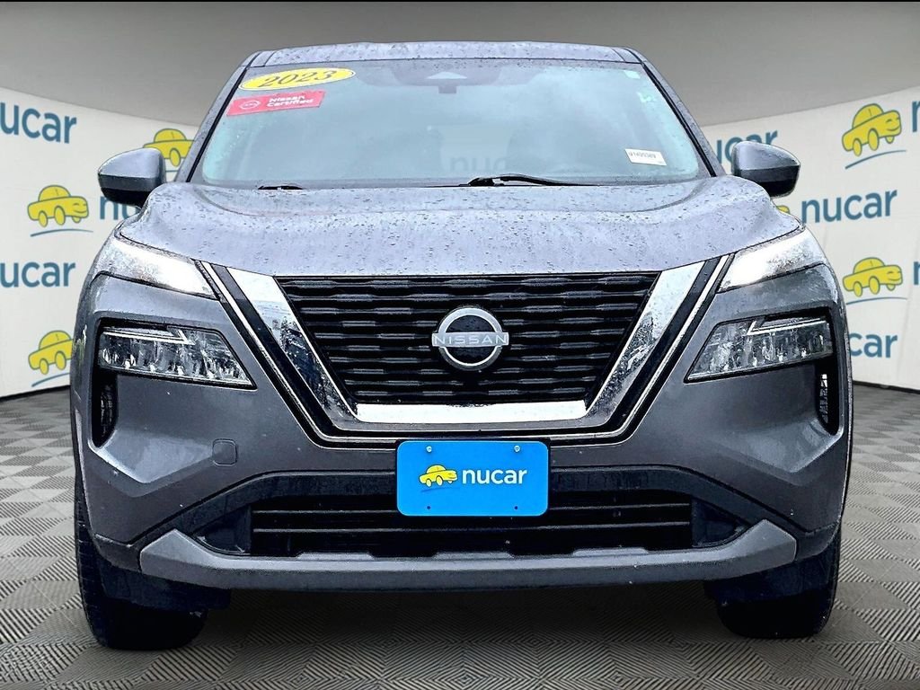Used 2023 Gray Nissan SV image 2