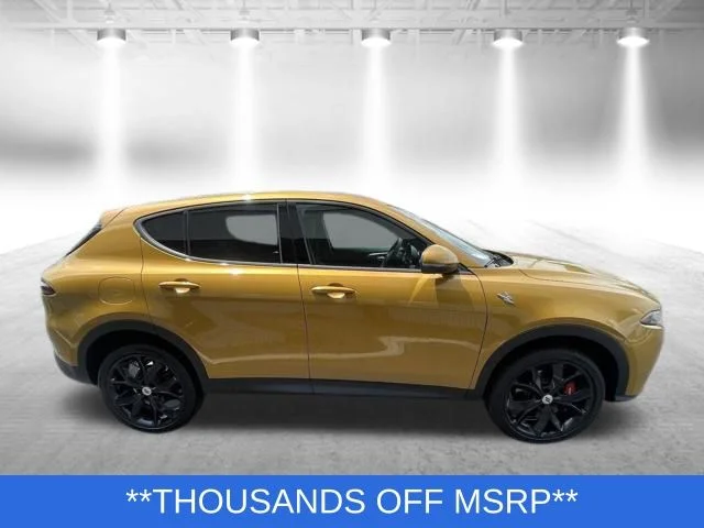 New 2024 Acapulco Gold Exterior Paint Dodge GT image 4