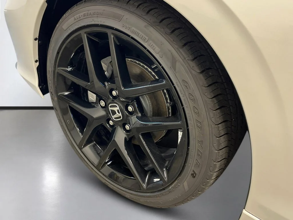 New 2026 Platinum White Pearl Honda Sport image 14
