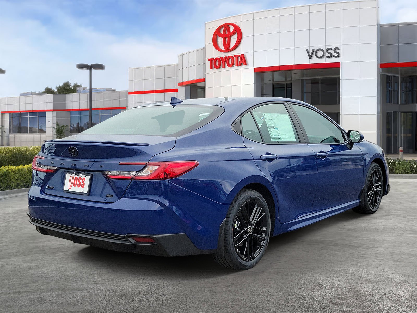 2026 Toyota Camry SE, photo 3 of 12