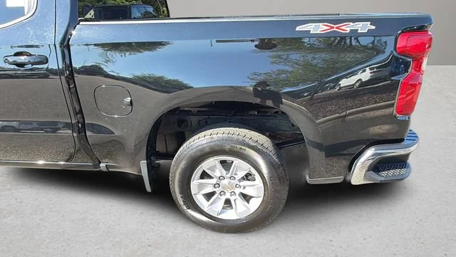 Used 2026 Black Chevrolet LT image 35