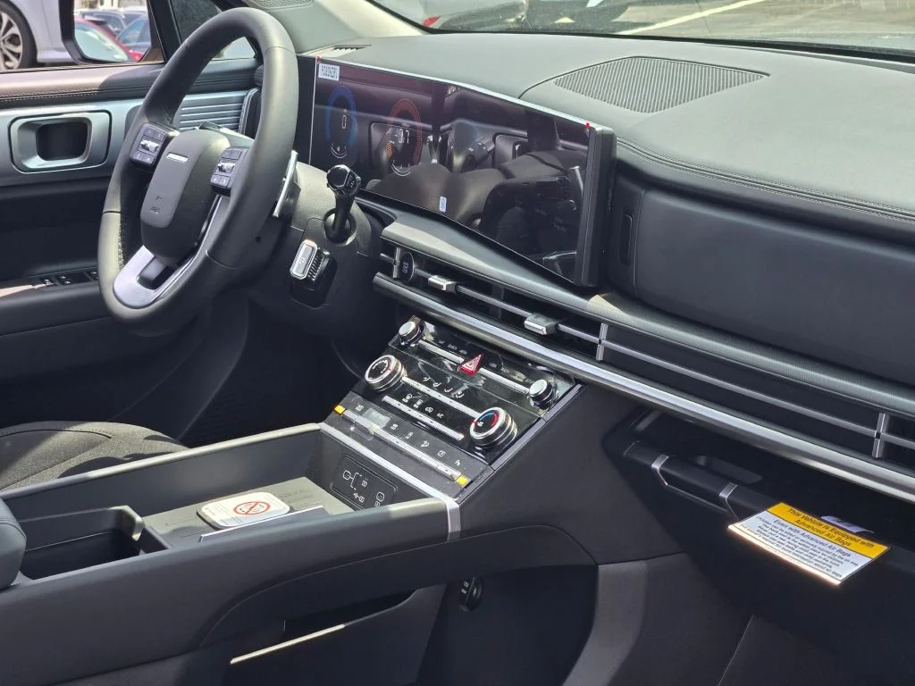 New 2026 Phantom Black Hyundai SE image 7
