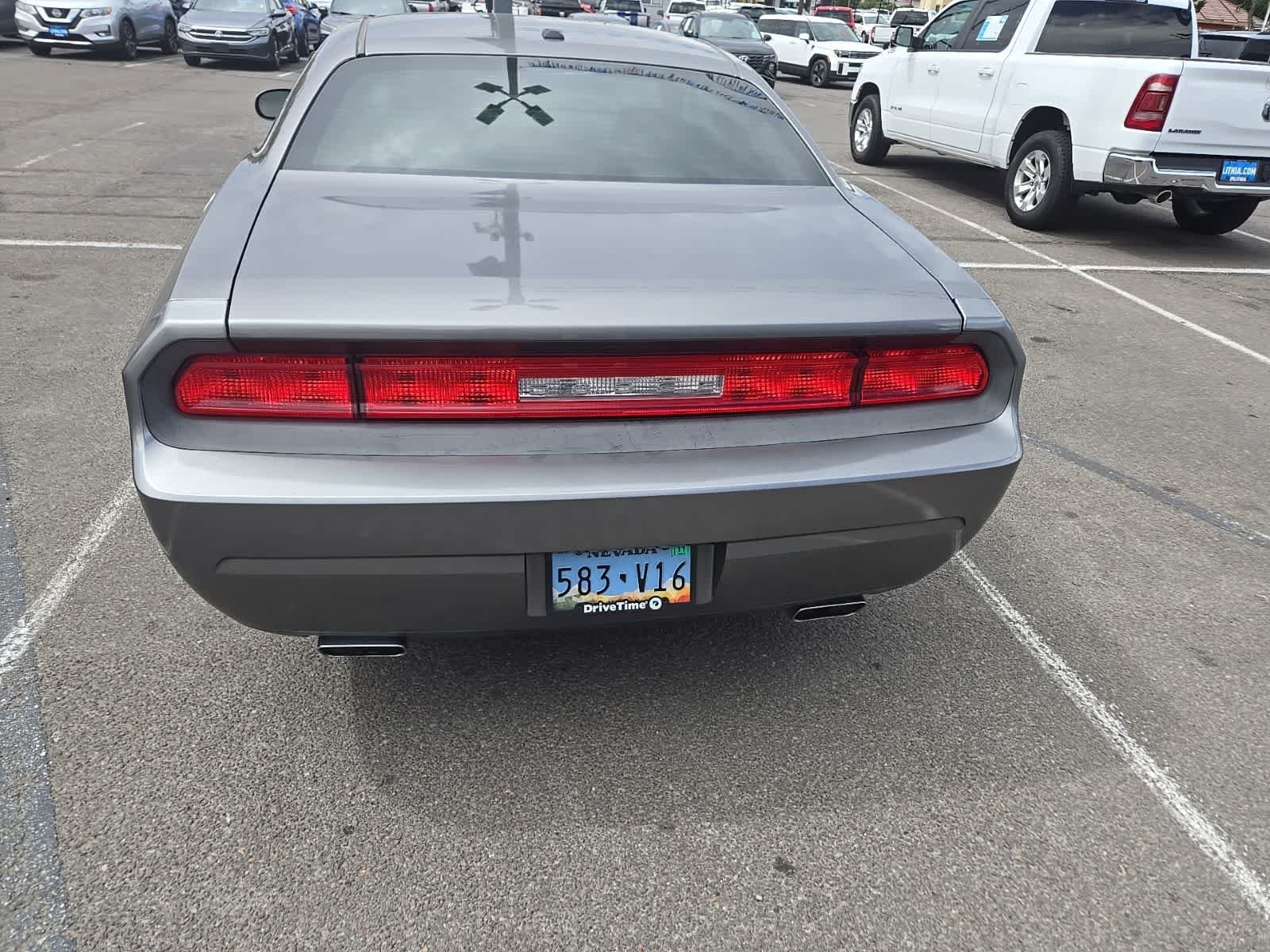 Used 2012 Tungsten Metallic Dodge SXT image 6