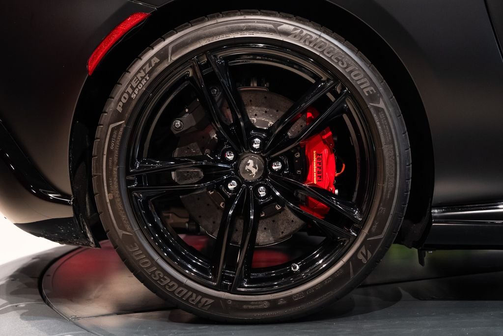 Certified Used 2024 Nero Ferrari Base image 15