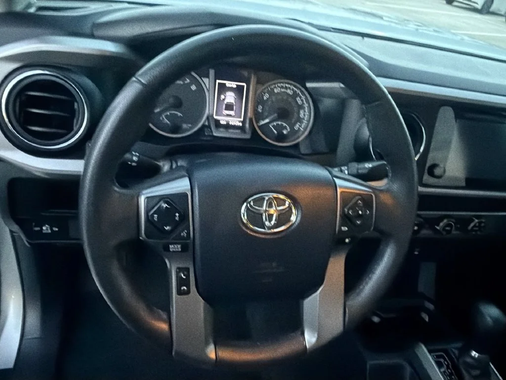 2017 Toyota Tacoma SR5 - Photo 15
