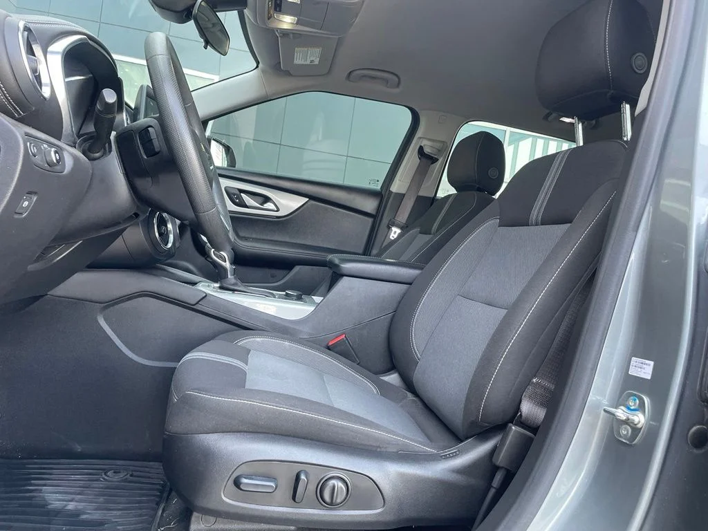 Used 2024 Gray Chevrolet LT image 10