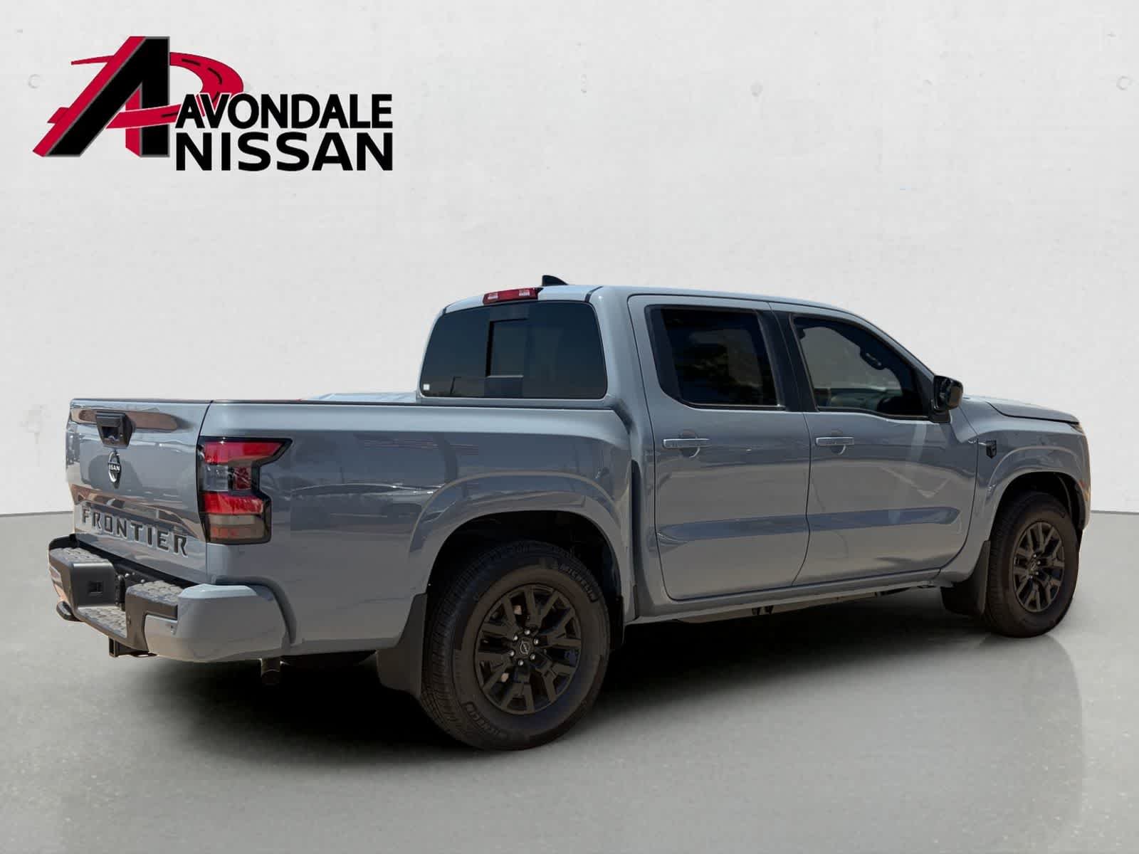 New 2026 Boulder Gray Pearl Nissan Crew Cab SV image 6
