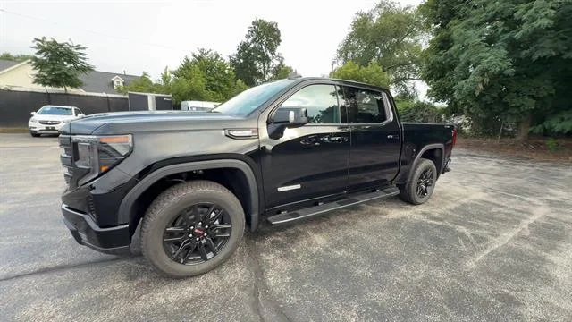 New 2026 Onyx Black GMC Elevation image 4