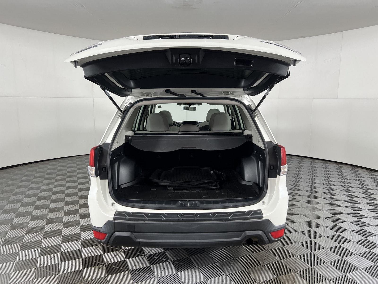 Used 2019 Crystal White Pearl Subaru Premium image 26