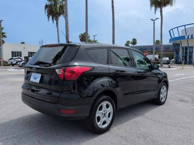 Used 2019 Black Ford S image 4