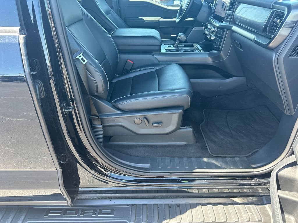 2025 Ford F-150 Lariat - Photo 13