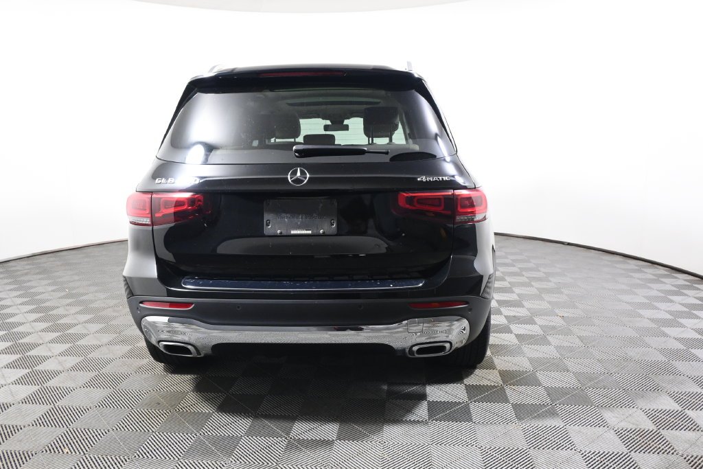 Used 2023  Mercedes-Benz GLB 250 image 6