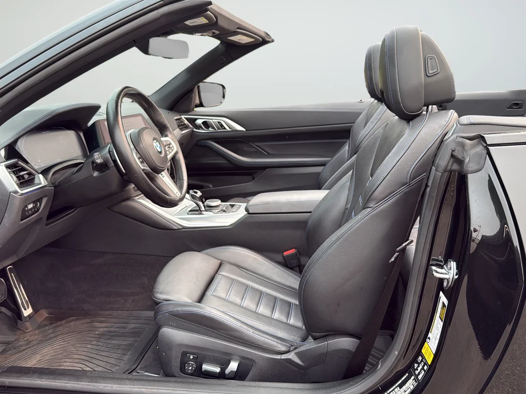 Used 2022 Black BMW M440i xDrive image 10