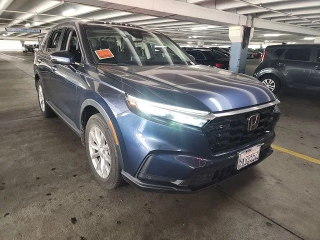 Used 2024  Honda EX-L image 2