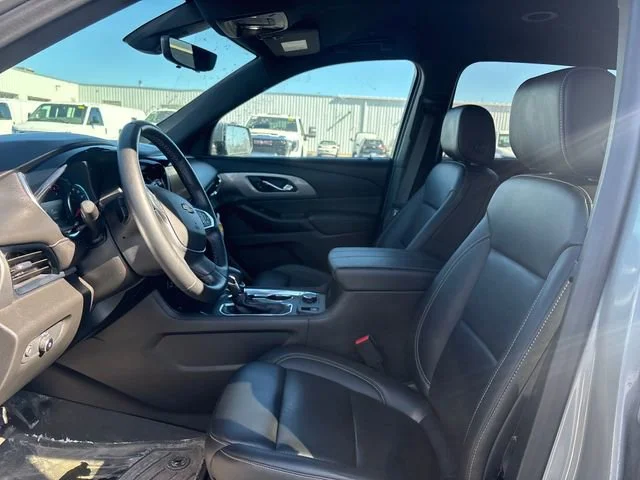 Used 2023 Sterling Gray Metallic Chevrolet LT Leather image 7