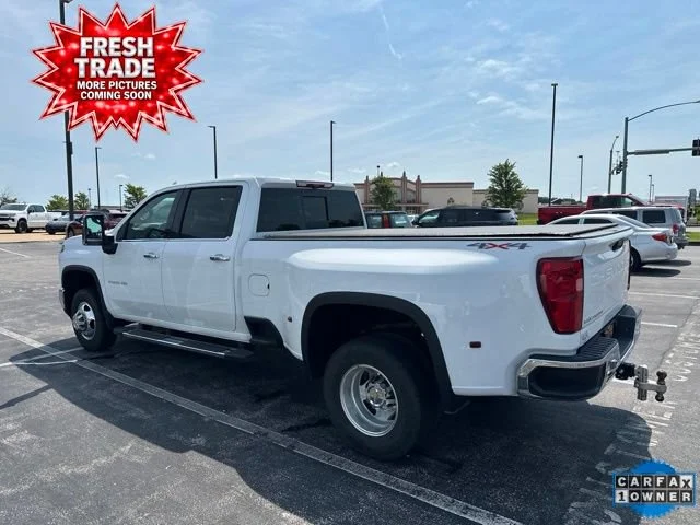 Used 2024 Summit White Chevrolet LTZ DRW image 5