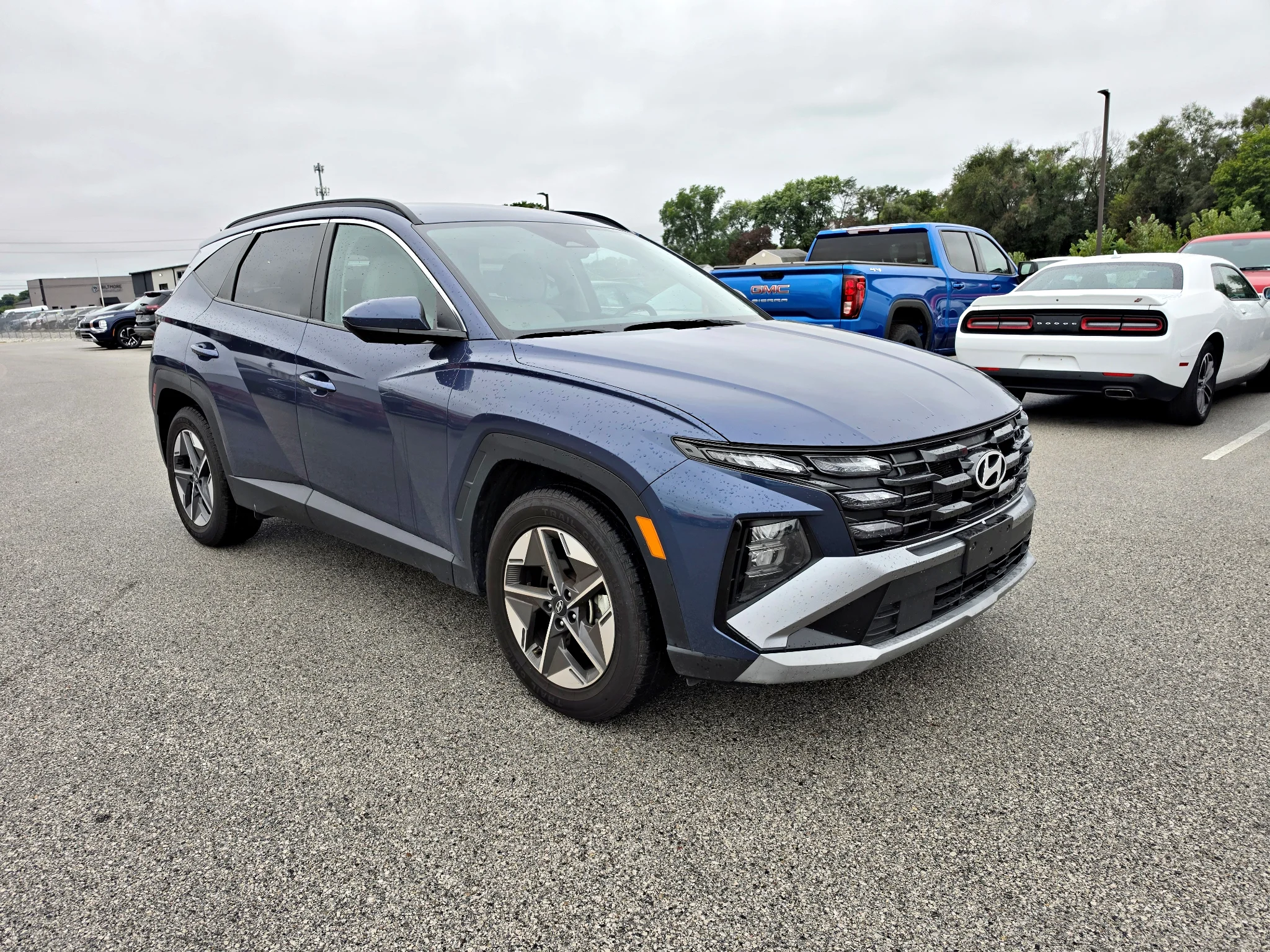 Used 2025 Atlantis Blue Hyundai SEL image 4