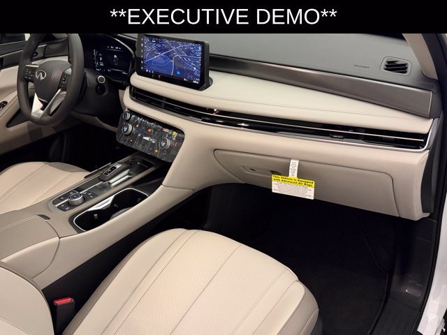 Used 2026 White INFINITI PURE image 20