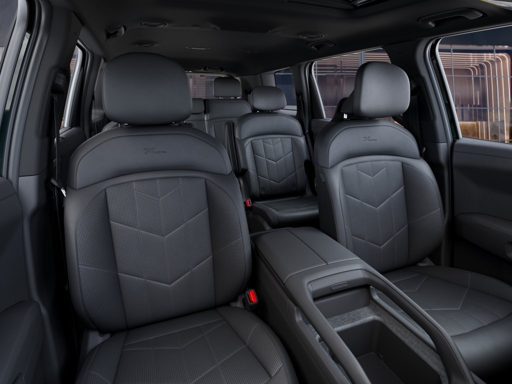 New 2027 Black Jade Green Kia X-Line EX image 15