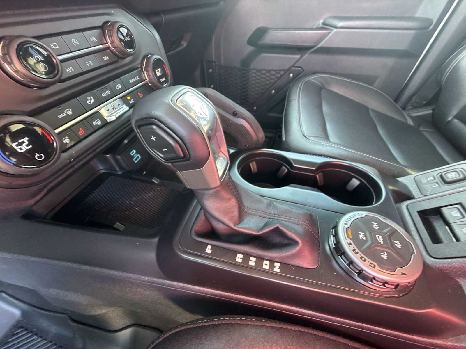 2025 Ford Bronco 4-Door Badlands - Photo 16
