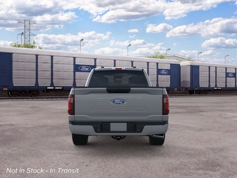 New 2026 Avalanche Ford XLT image 5