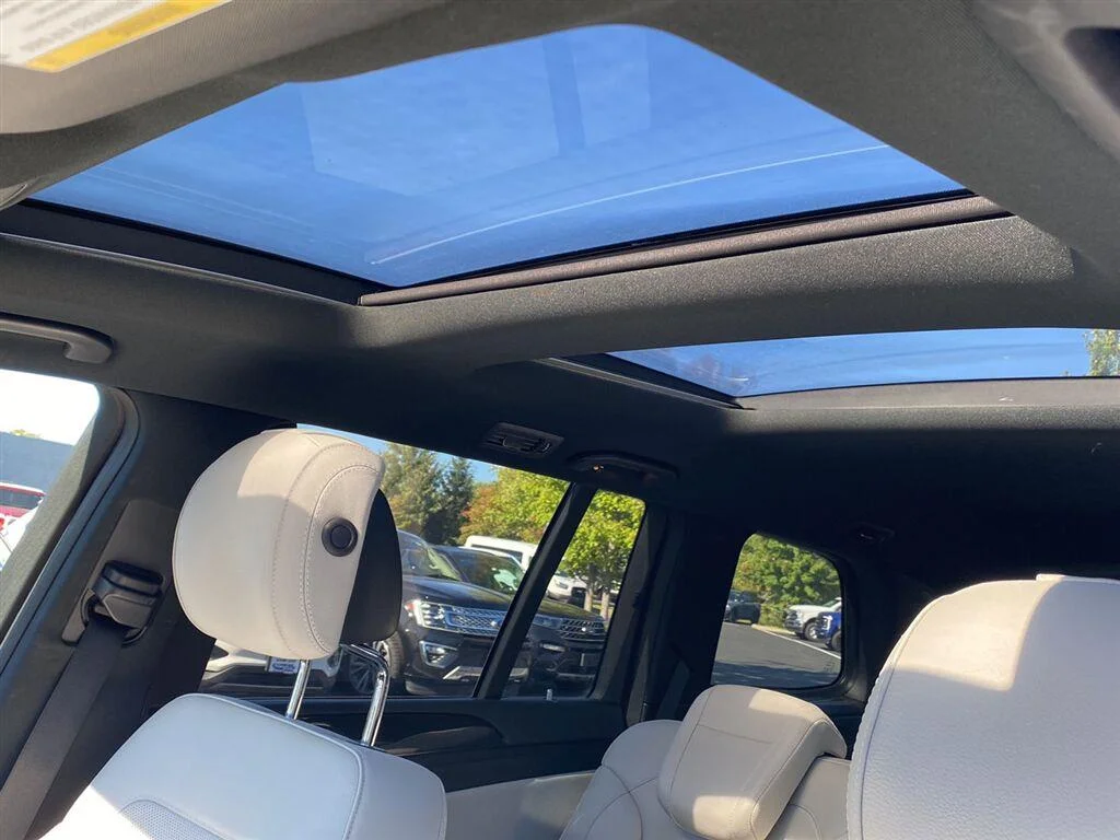 Used 2018 Lunar Blue Metallic Mercedes-Benz GLS 550 image 5