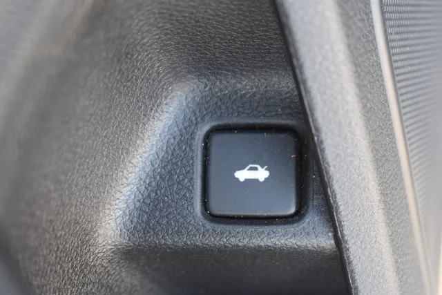 Used 2018 Gray Honda EX image 11