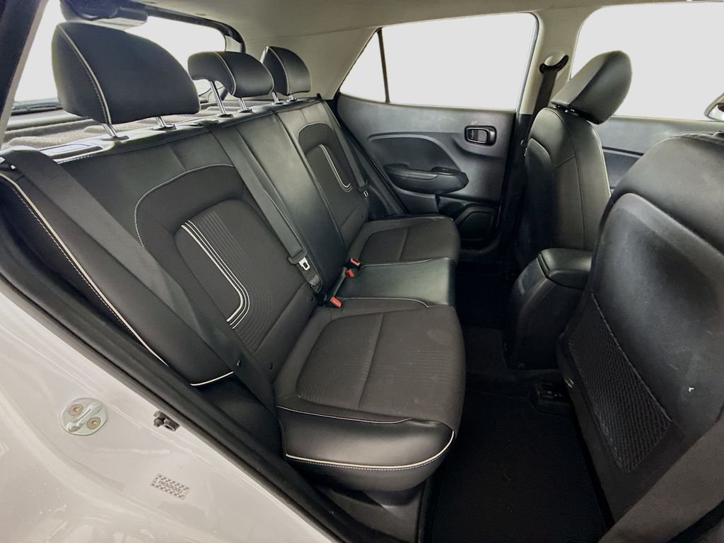 Used 2022 White Hyundai Limited image 26