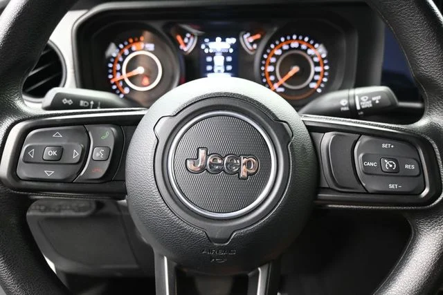 Used 2024 White Jeep Sport image 17